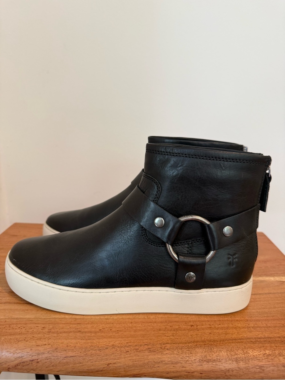 Frye Lena Harness Bootie Black Leather Platform Sneaker 8.5 NWOB
